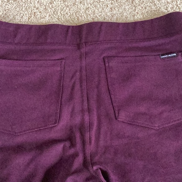 Like new DKNY pull on jeans size M - Picture 11 of 12
